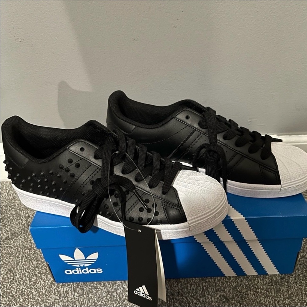 NIB Adidas Black Studded and White Superstars with Gold Details